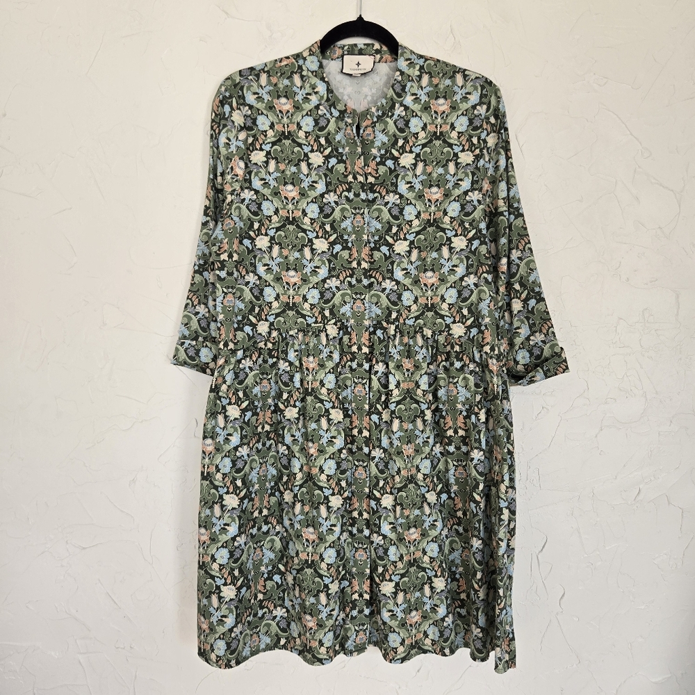 Tuckernuck Green Patterned Button Front Sage Deco… - image 3